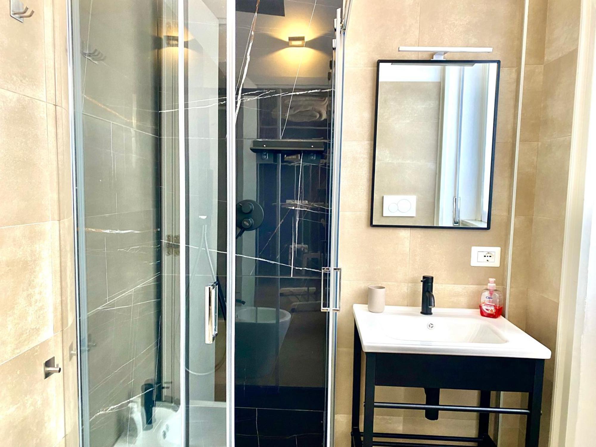 Como City Apartment Giulio Cesare Екстериор снимка